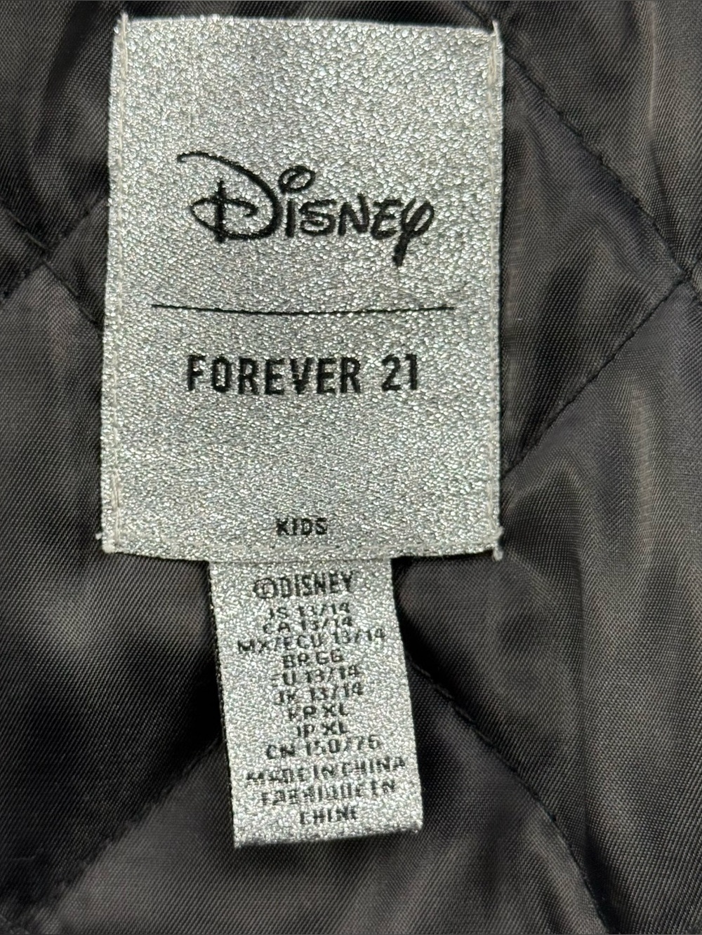Disney x Forever 21 Mickey & Friends Varsity Jacket Cream Kids Boys 13/14 XL - Picture 6 of 10